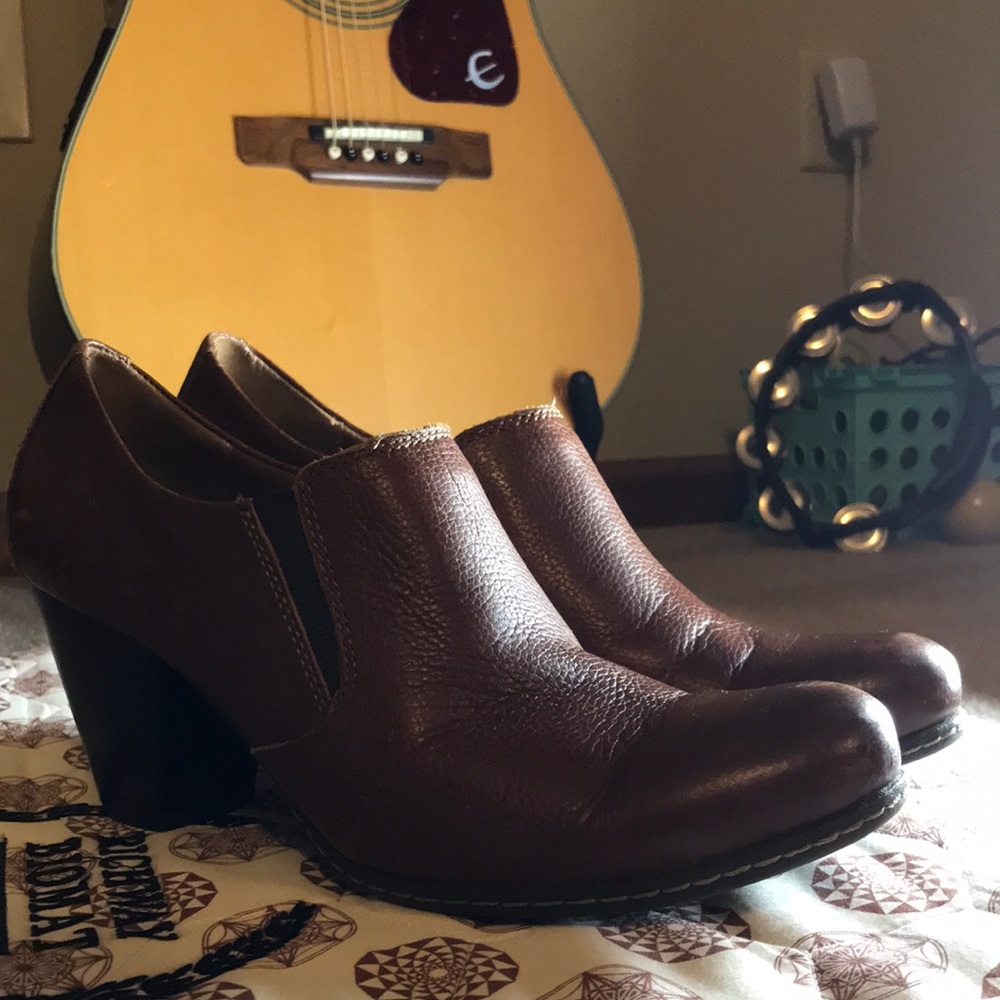 Born Concept Leather Boots size 8.5